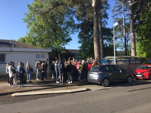 Segré. Des lycéens ont bloqué leur établissement pour un bac en...